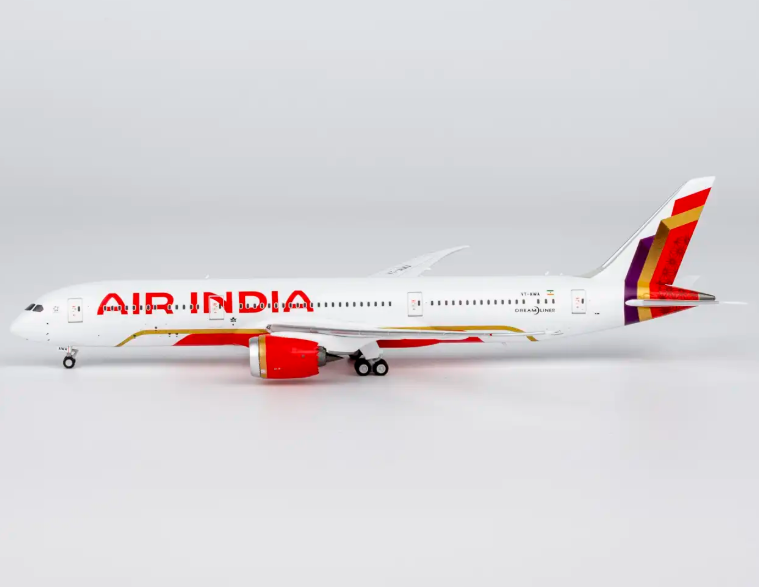NG55155 | NG Models 1:400 | Boeing 787-9 Dreamliner Air India VT-AWA (Air India's first 787-9 in new standard livery; with luxurious package) (with stand)