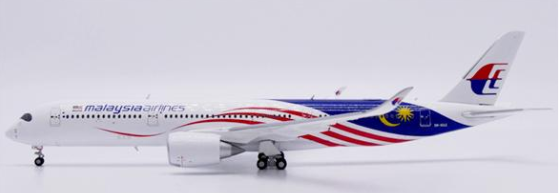 XX40816 | JC Wings 1:400 | Airbus A350‑900 Malaysia Airlines 9M-MAG | is due August 2026