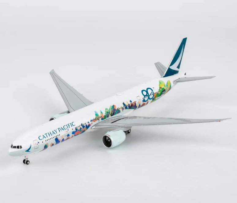 NG73110 | NG Models 1:400 | Boeing 777‑300ER Cathay Pacific B-KQU Spirit of Hong Kong – 80th Anniversary