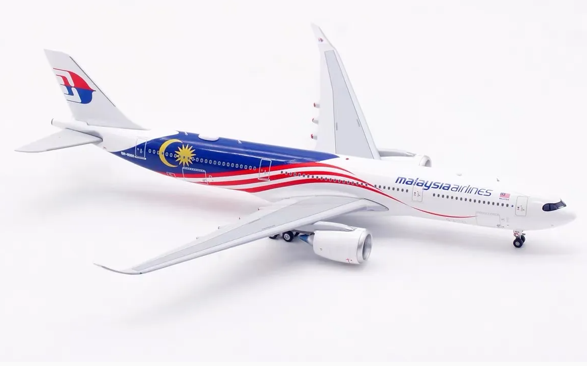 AV4406 | Aviation 400 | Airbus A330-941 Malaysia Airlines 9M-MNH | is due November 2025
