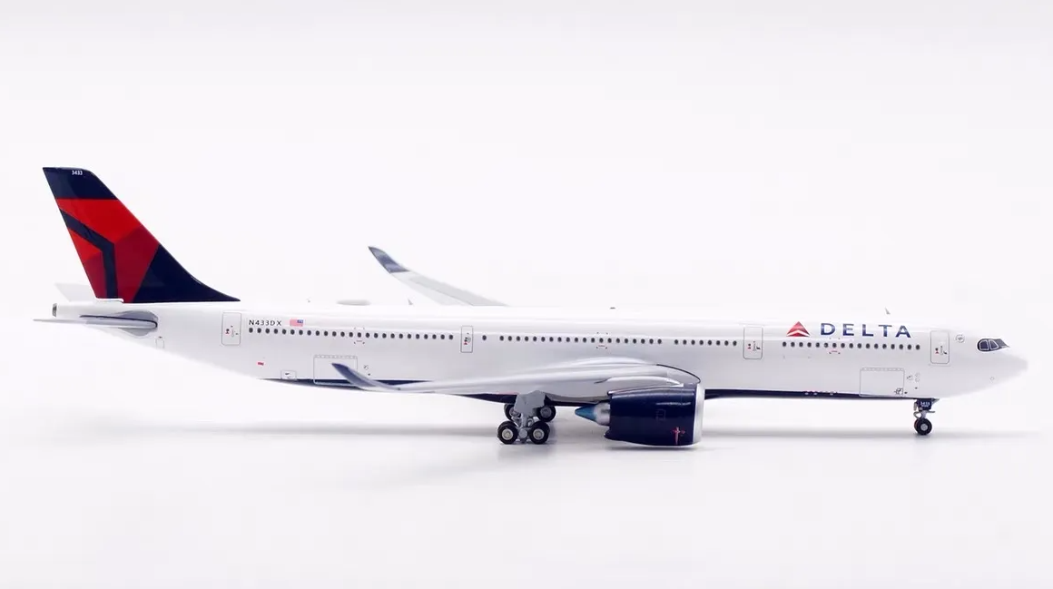 WB4067 | Aviation 400 | Airbus A330-941 Delta Air Lines N433DX (detachable gear) | is due May 2026