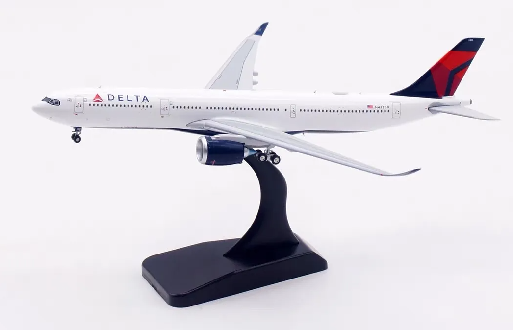 WB4067 | Aviation 400 | Airbus A330-941 Delta Air Lines N433DX (detachable gear) | is due May 2026