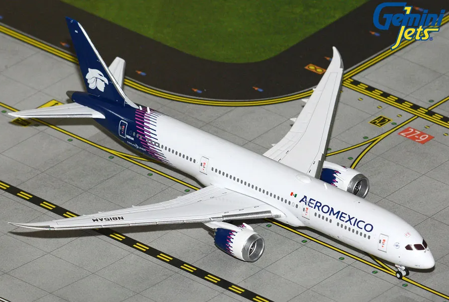 GJAMX2414 | GeminiJets 1:400 | Boeing 787-9 Dreamliner AeroMexico N815AM