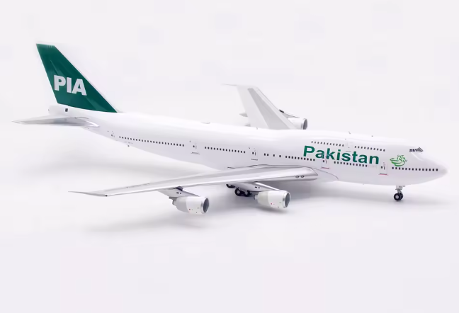 IF743PIA0826 | Inflight200 | Boeing 747-367 PIA Pakistan International AP-BFV with stand | is due May 2026
