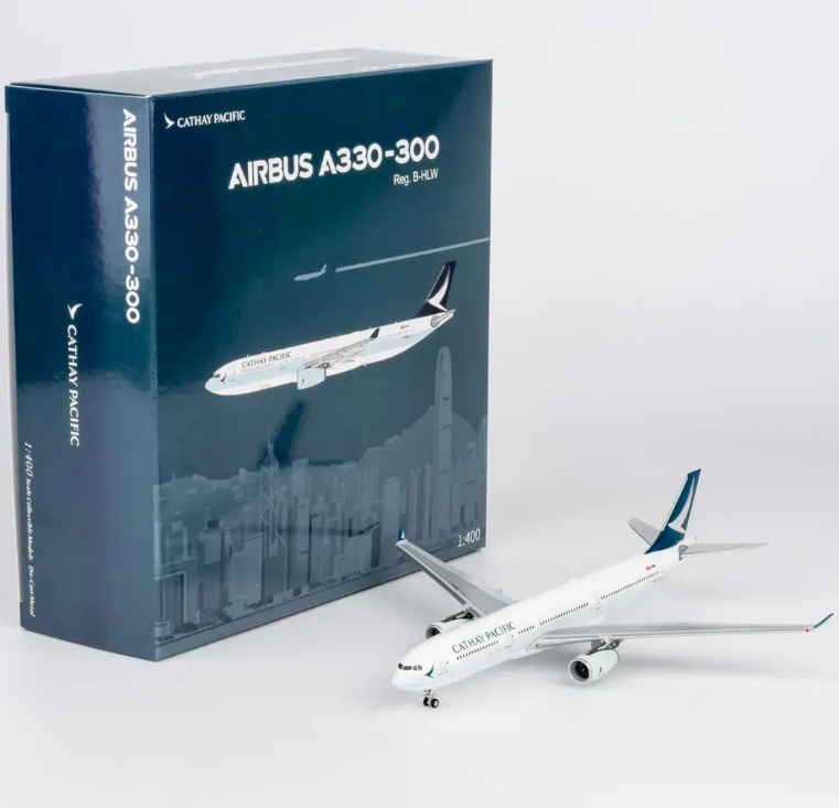 NG62083 | NG Models 1:400 | Airbus A330-300 Cathay Pacific Airways B-HLW