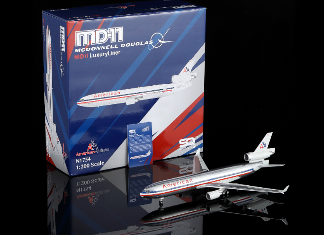 L2226 | SQ Wings 1:200 | McDonnell Douglas MD-11 American Airlines N1754 | is due June 2026