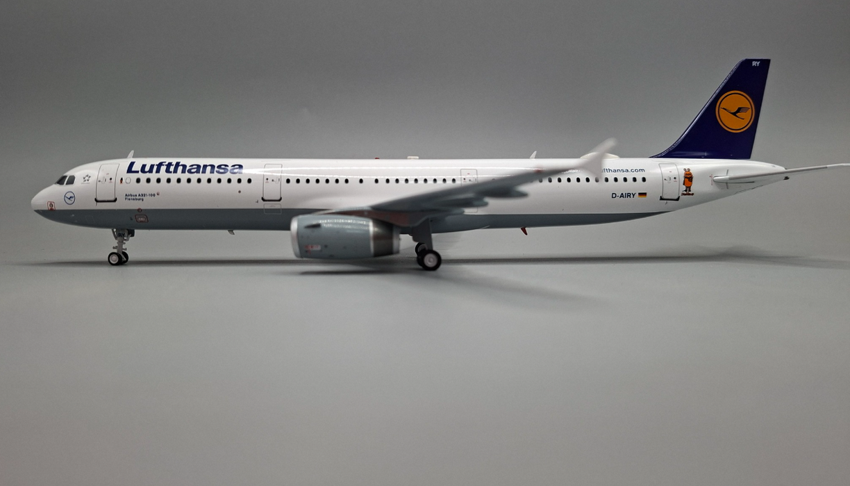 JF-A321-052L | JFox 1:200 | Airbus A321-131 Lufthansa D-AIRY | is due July 2025
