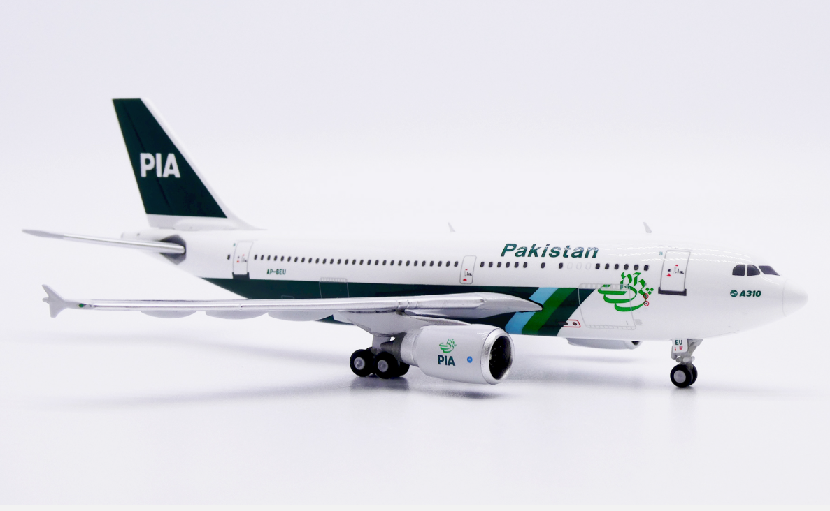 XX40447 | JC Wings 1:400 | Airbus A310‑300 PIA Pakistan International Airlines AP-BEU 90s Sports Livery | is due June 2026