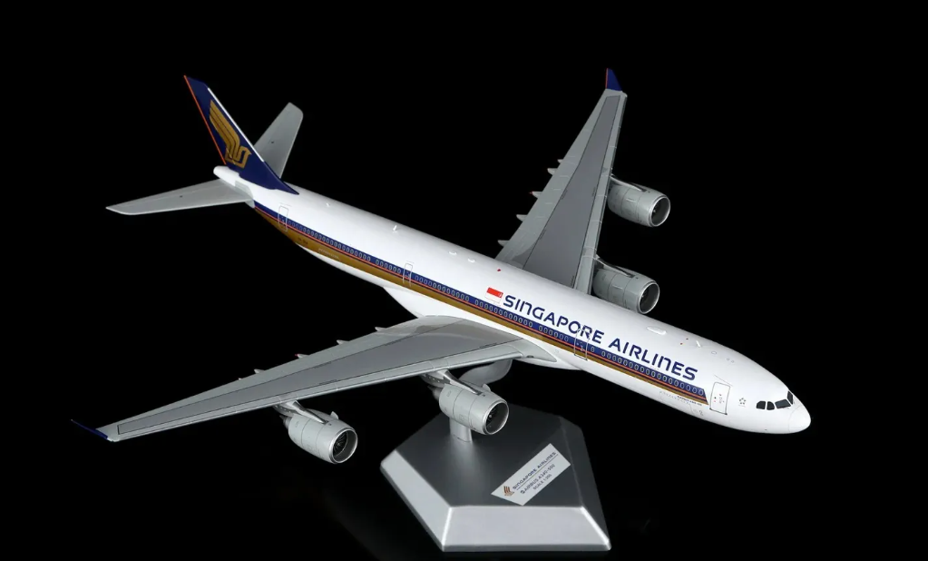 L2174 | SQ Wings 1:200 | Airbus 340-500 Singapore Airlines 9V-SGA (with stand)