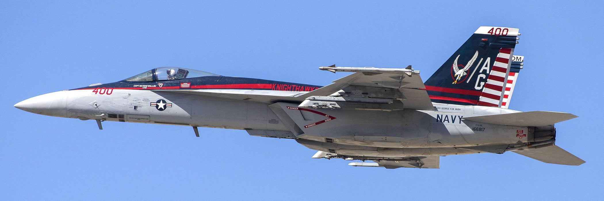 HA5143 | Hobby Master Military 1:72 | F/A-18E Hornet Knighthawks 166817, VFA-136, USS Trumman 2024 | is due November 2025