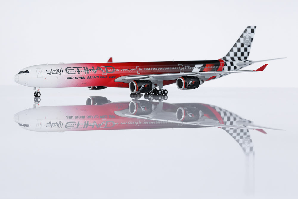HY346091 | HX Models 1:400 | Airbus A340-642 Etihad Airways "Abu Dhabi GP 2009" A6-EHJ