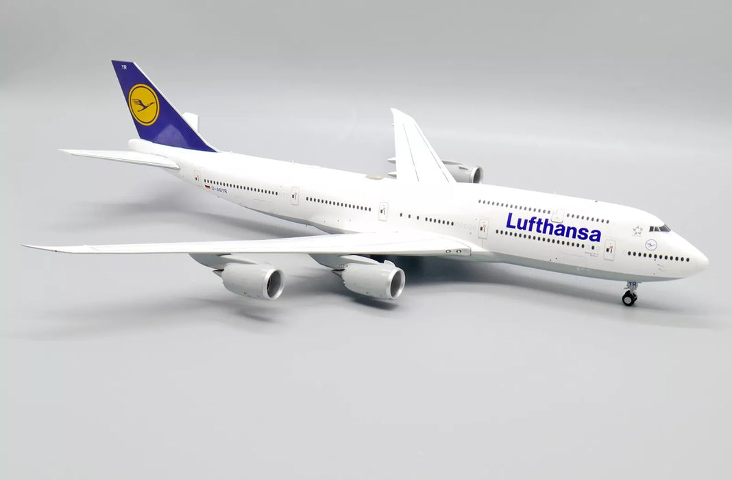 EW2748003 | JC Wings 1:200 | Boeing 747-8 Lufthansa OC Reg D-ABYR