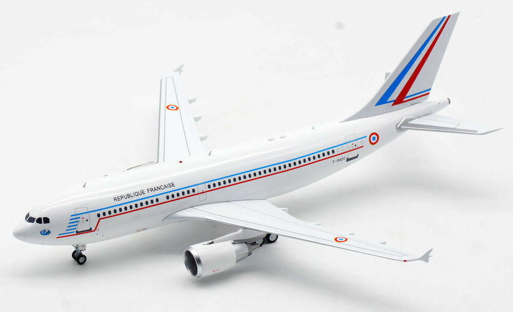 IF310FAF0720 | InFlight200 1:200 | Airbus A310-304 French Air Force F-RADC (with stand)