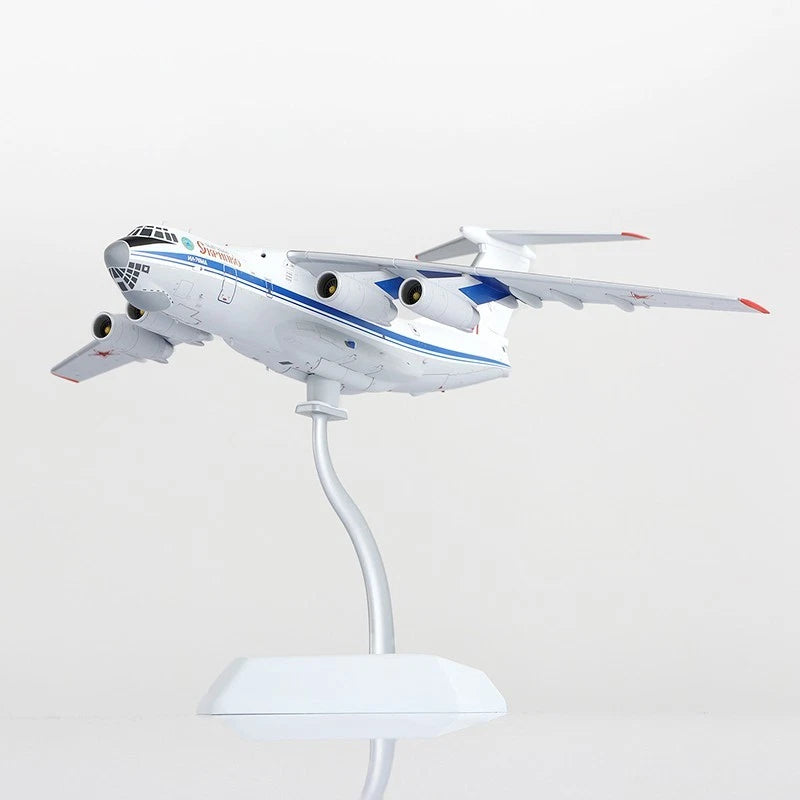 L2095 | SQ Wings 1:200 | Ilyushin IL-76 Russian Air Force Red 01