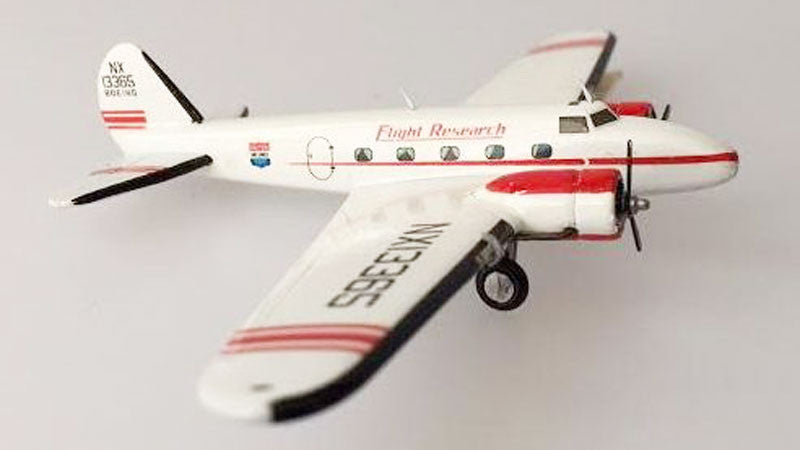 SW141 | Small World 1:200 | Boeing 247 United Flight Research NX13365