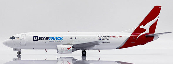 XX20394 | JC Wings 1:200 | Boeing 737-400SF Qantas Freight STARTRACK Reg: VH-XNH