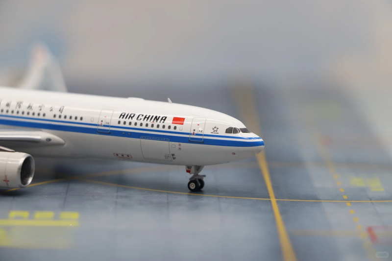 K332CCA02 | Kylin Model 1:400 | A330-200 Air China B-5927