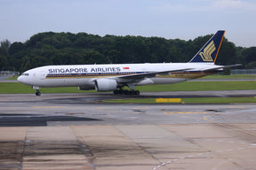 PH04417 | Phoenix 1:400 | Boeing 777-200 Singapore Airlines 9V-SQN