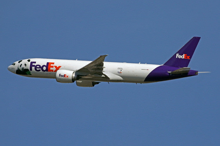 PH04574 | Phoenix 1:400 | Boeing 777-FS2 Fedex Panda N886FD