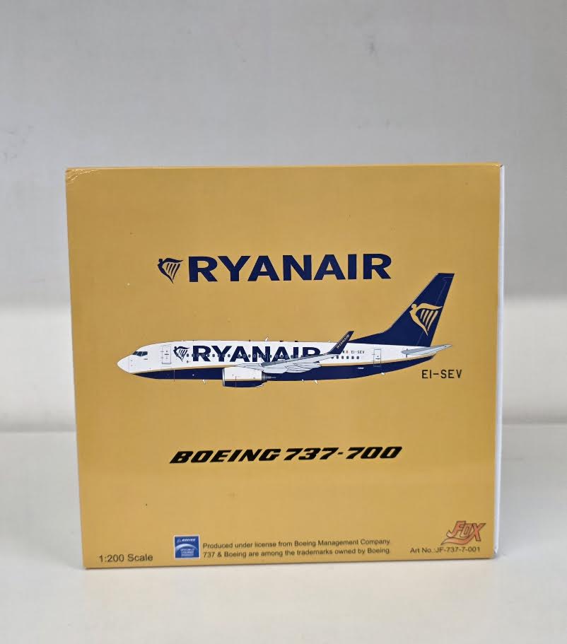 JF-737-7-001 | JFox Models 1:200 | Boeing 737-73S (WL) Ryanair EI-SEV