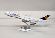 L2055 | SQ Wings 1:200 | Lufthansa Boeing 747-8 D-ABYU