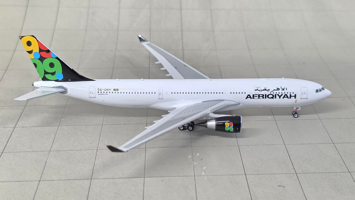 PH12062 | Phoenix 1:400 | Airbus A330-200 Afriqiyah 5A-ONH, Post-2011 flag