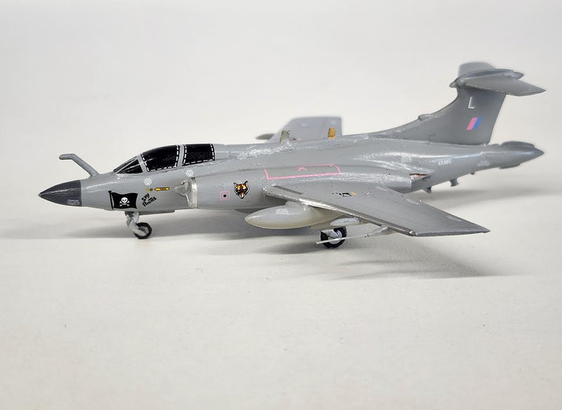 SF369 | Skyfame Models 1:200 | Blackburn Buccaneer S2B, 'L' XX885, 12 Sqn  RAF Lossiemouth