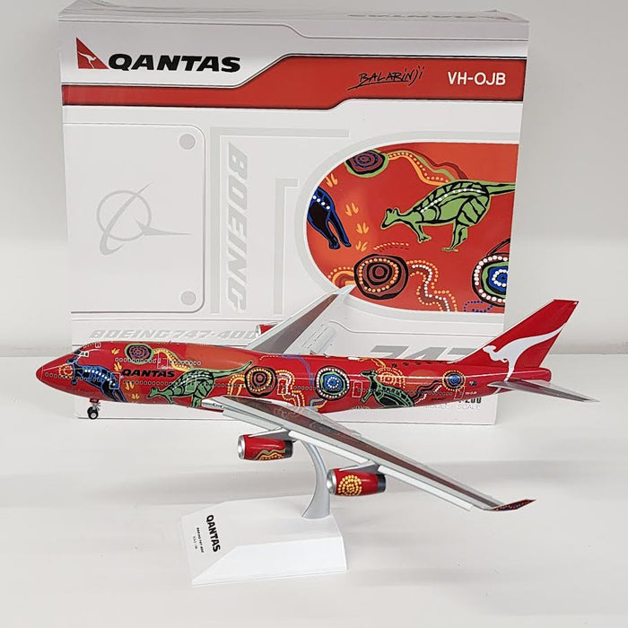 XX20375A | JC Wings 1:200 | Boeing 747-400 Qantas VH-OJB, 'Wunala Dreaming' (flaps down)