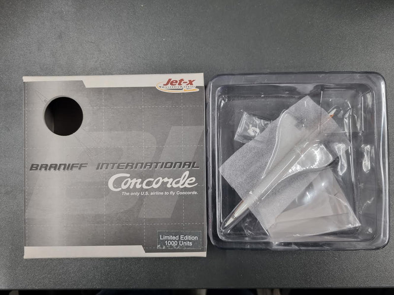 JX091 | Jet-x 1:400 | BAC / Aerospatiale Concorde Braniff 'Orange' **PRE-OWNED**