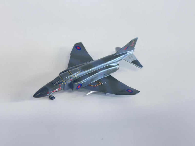 SF190 | SkyFame Models 1:200 | F-4 Phantom FGR.2 RAF XV495:495, No. 41 Sqn., RAF Coningsby