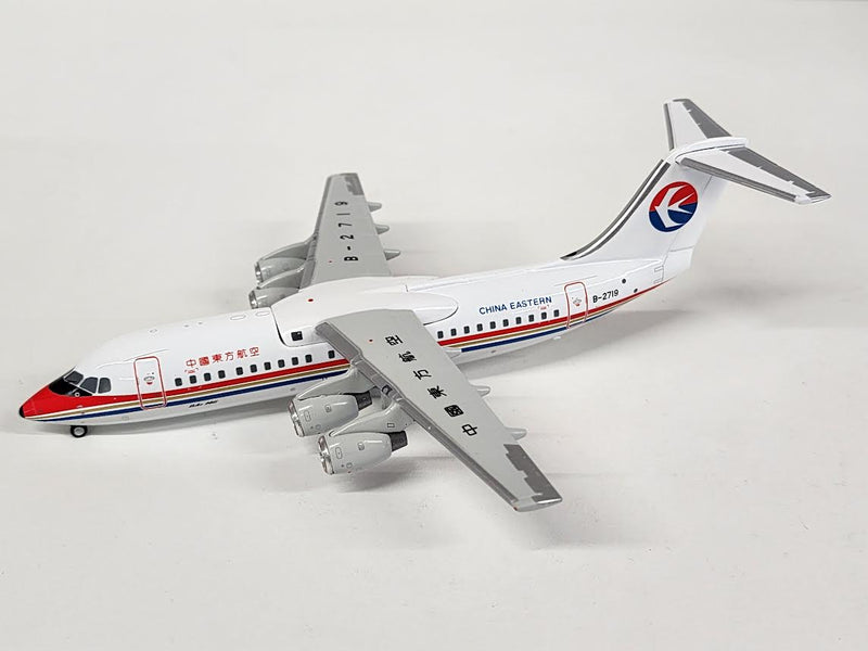 PATB2717 | Patriot Models 1:200 | BAE 146-300, China Eastern Airlines B-2717