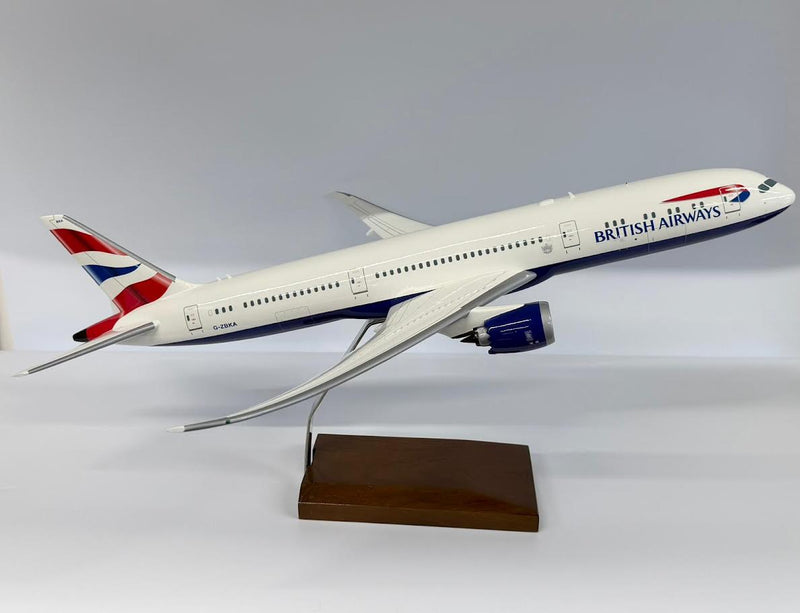 BA-100787 | Fibreglass Desktop Models 1:100 | Boeing 787-9 Dreamliner British Airways Reg: G-ZBKA