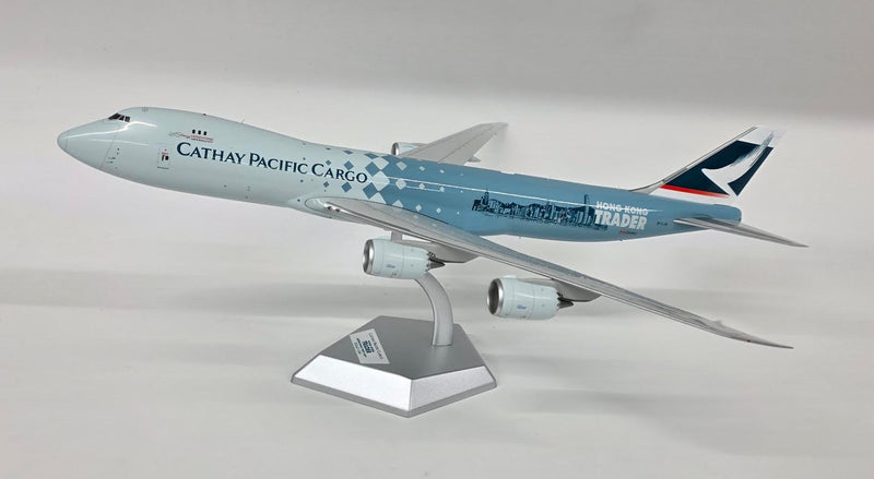 L2074 | SQ Wings | Boeing 747-8F Cathay Pacific B-LJA 'with stand'
