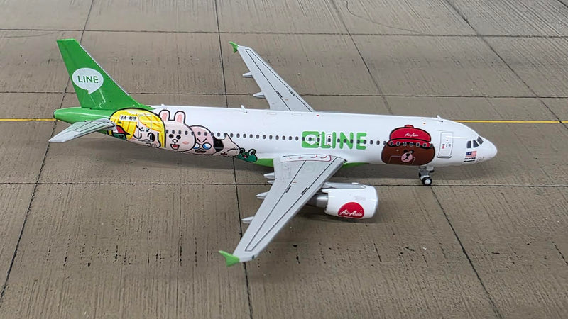 JA-A320-001 | Blue Box 1:400 | Airbus A320-216 AirAsia 9M-AHR 'line'