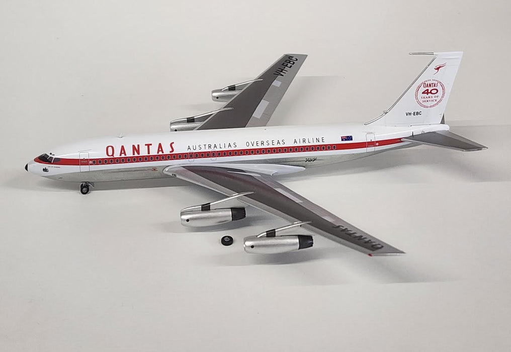 WM211242 | Aeroclassics 200 | Boeing 707-138, Qantas 'Australias Overseas Airline' VH-EBC