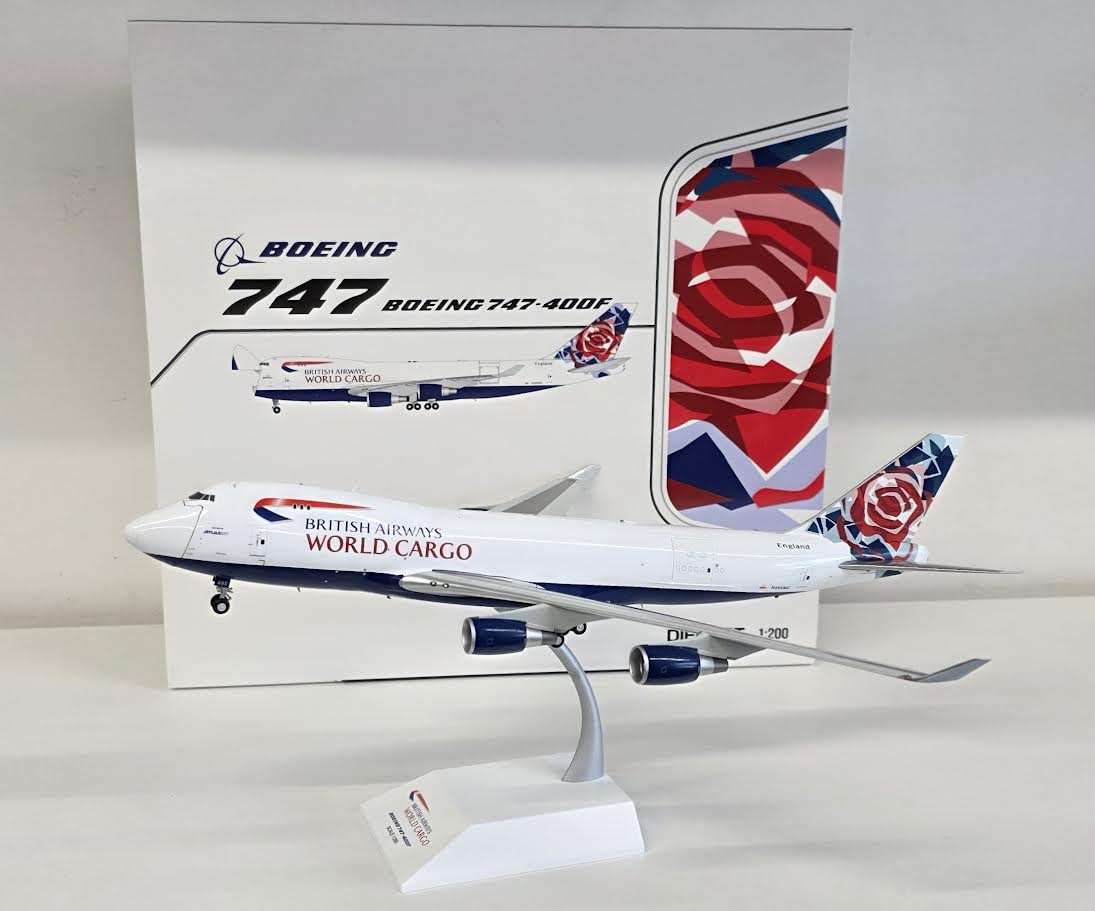 SA2008C | JC Wings 1:200 | Boeing 747-400F(SCD) British Airways Cargo N495MC (with stand)