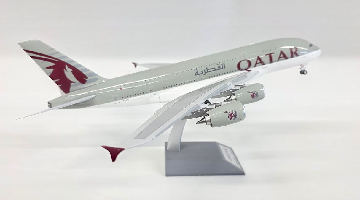IF380QT1025 | Inflight200 | Airbus A380-861 Qatar Airways A7-APJ with stand