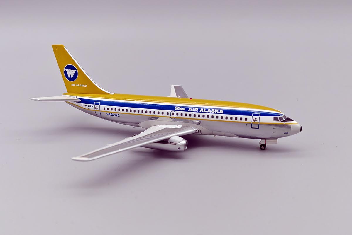 IF732WC1124P | InFlight200 1:200 | Boeing 737-210C/Adv, Wien Air Alaska N492WC Polished with stand