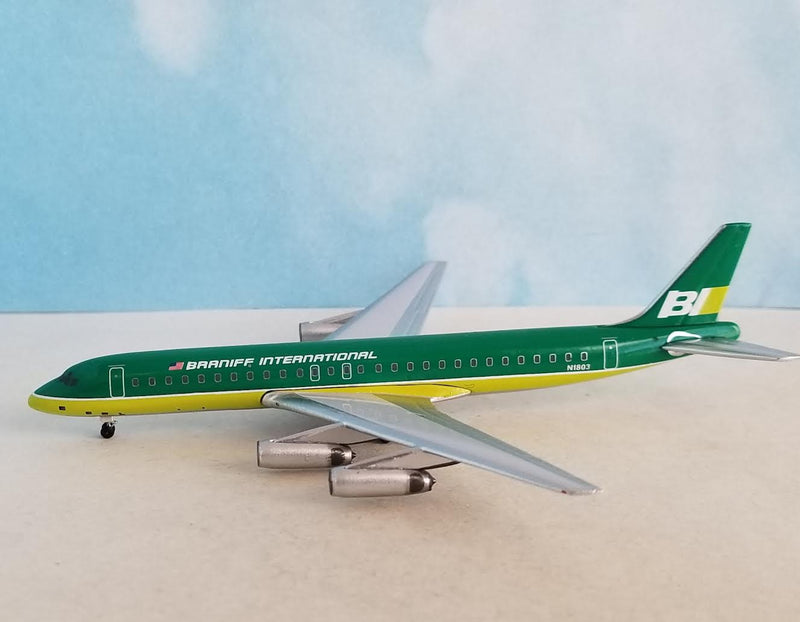 BBX41692 | Aero Classics 1:400 |  DC8-62 Braniff International N1803