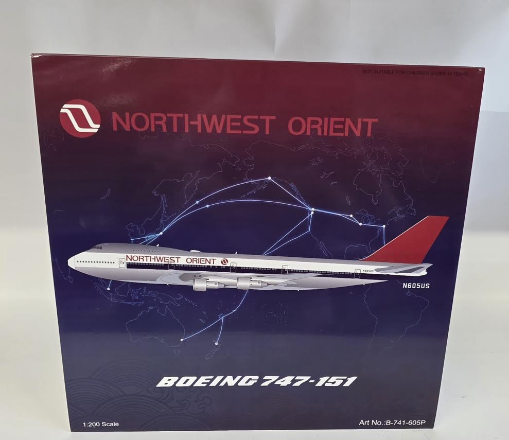 B-741-605P | Blue Box 1:200 | Boeing 747-151 Northwest Orient Airlines N605US