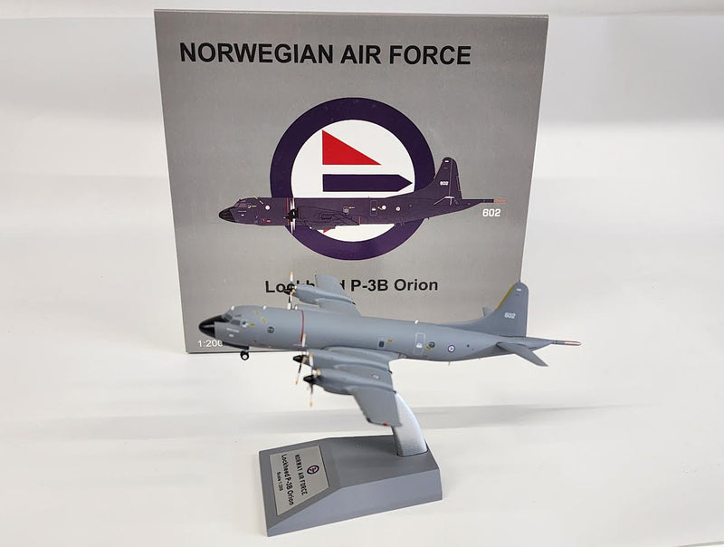 CMP301 | InFlight200 1:200 | Lockheed P-3B Orion Norwegian Air Force 602 (with stand)