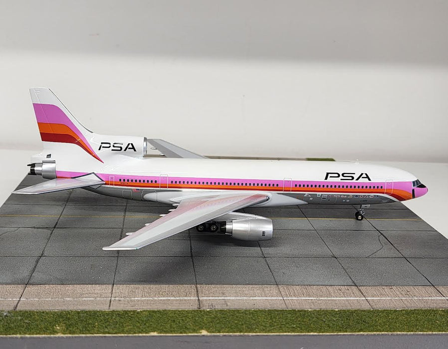 IF011004 | InFlight200 1:200 | Lockheed L-1011 TriStar PSA N10114 **PRE OWNED**