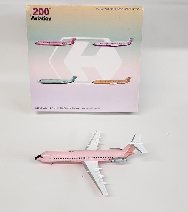 AV2111011 | Aviation 200 1:200 | BAC-111-500 One-Eleven Court Line Pink G-AXMF