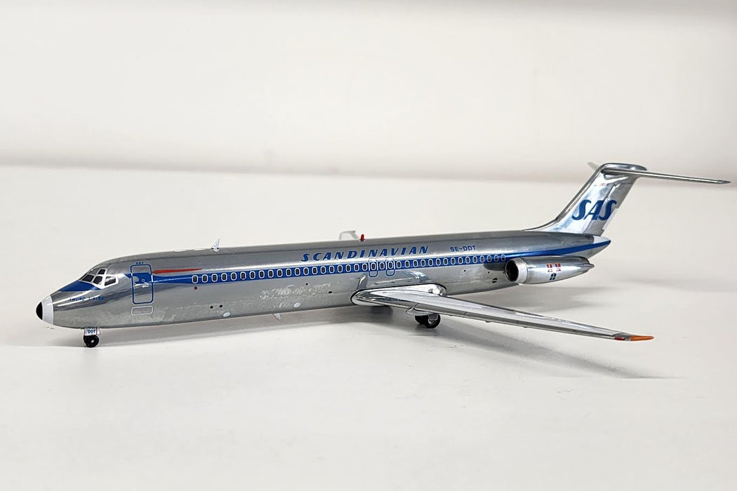 IF941003 | InFlight200 1:200 | McDonnell Douglas DC-9-40 SAS Scandinavian SE-DDT **PRE OWNED**