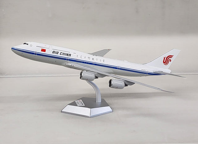 L2047 | SQ Wings 1:200 | Air China Boeing 747-400 B-2479