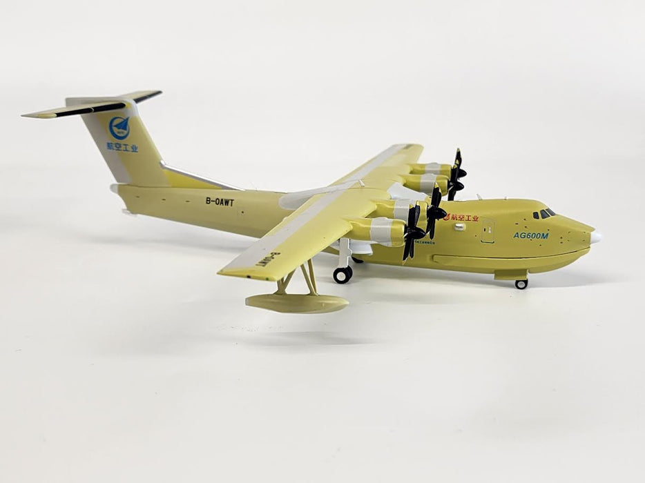 NG66005 | NG Models 1:200 | AG600M AVIC B-0AWT (roll out livery) (with stand)