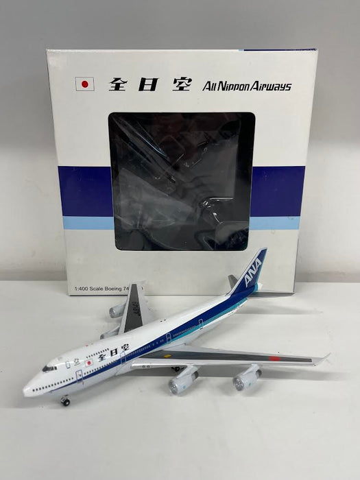 BBG-JA8148 | Big Bird 1:400 | Boeing 747-200 ANA All Nippon Airways JA8148 **PRE-OWNED**