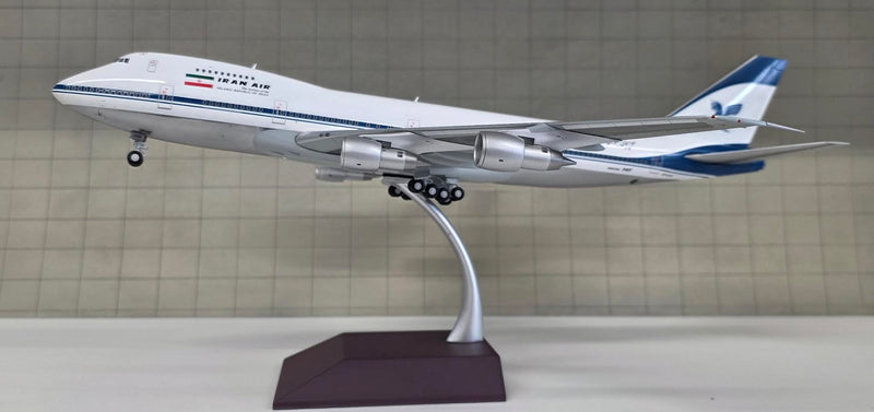 G2IRA1368 | GeminiJets 1:200 | Boeing 747-100B Iran Air EP-IAM (polished belly)