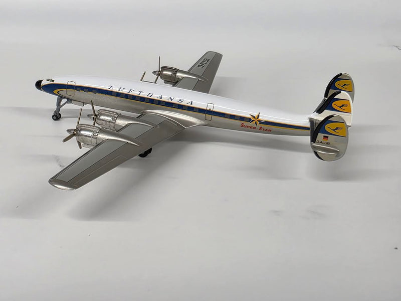 CA19B1 | Western Models 1:200 | L-1649 Starliner Lufthansa D-ALUB (without tip tanks)