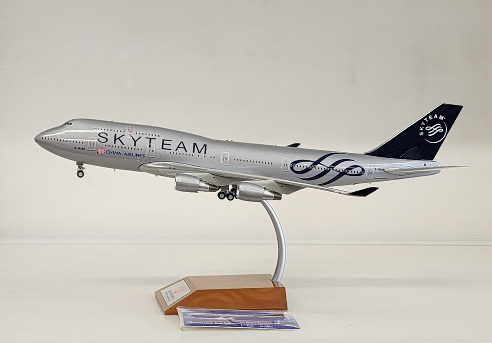 IF7440216 | InFlight200 1:200 | Boeing 747-400 China Airlines B-18206, 'SkyTeam' PRE-OWNED